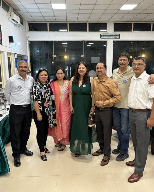 Cambrianites's tweet photo. This is how we celebrated the CH Alumni Monsoon Meet last year… and oh, what an evening it was!

Laughter echoed, glasses clinked, friendships rekindled — it was a night of pure Cambrianites magic!

And guess what?
The monsoon is here again… and so is the vibe!

#dehradun https://t.co/S7gpqJOln9
