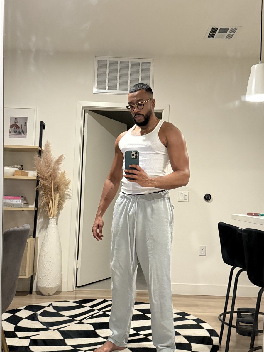 Sometimes I miss the curls. Sometimes I don’t lol