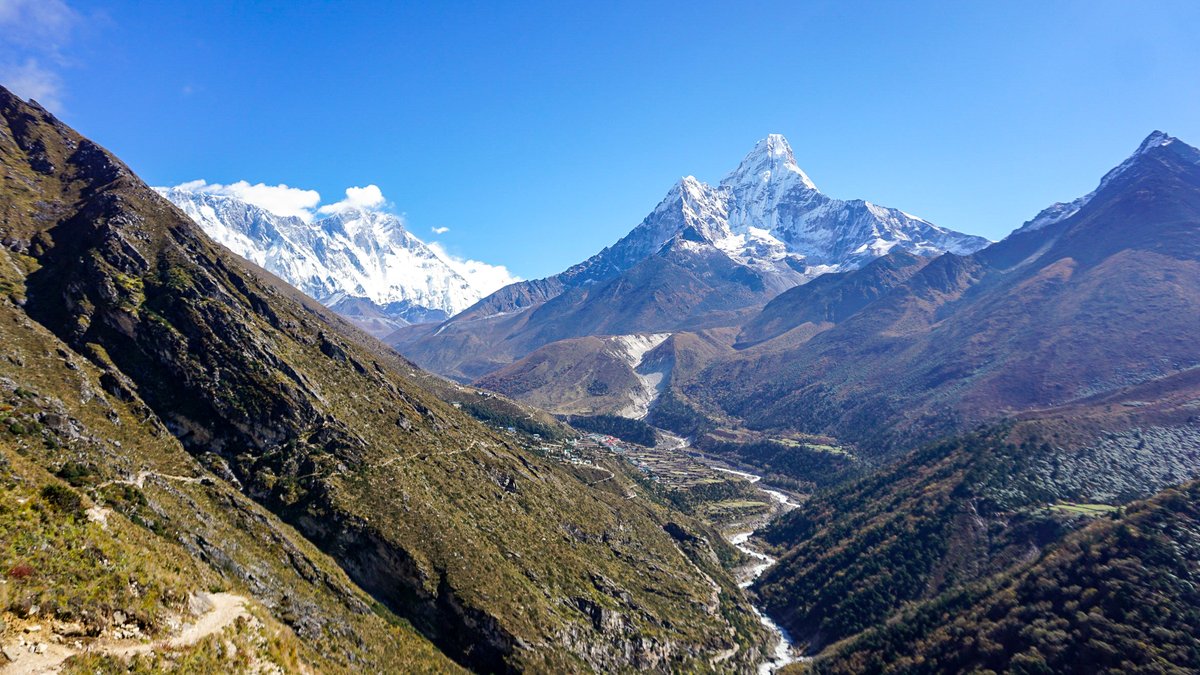 Mount Everest Foundation tweet media