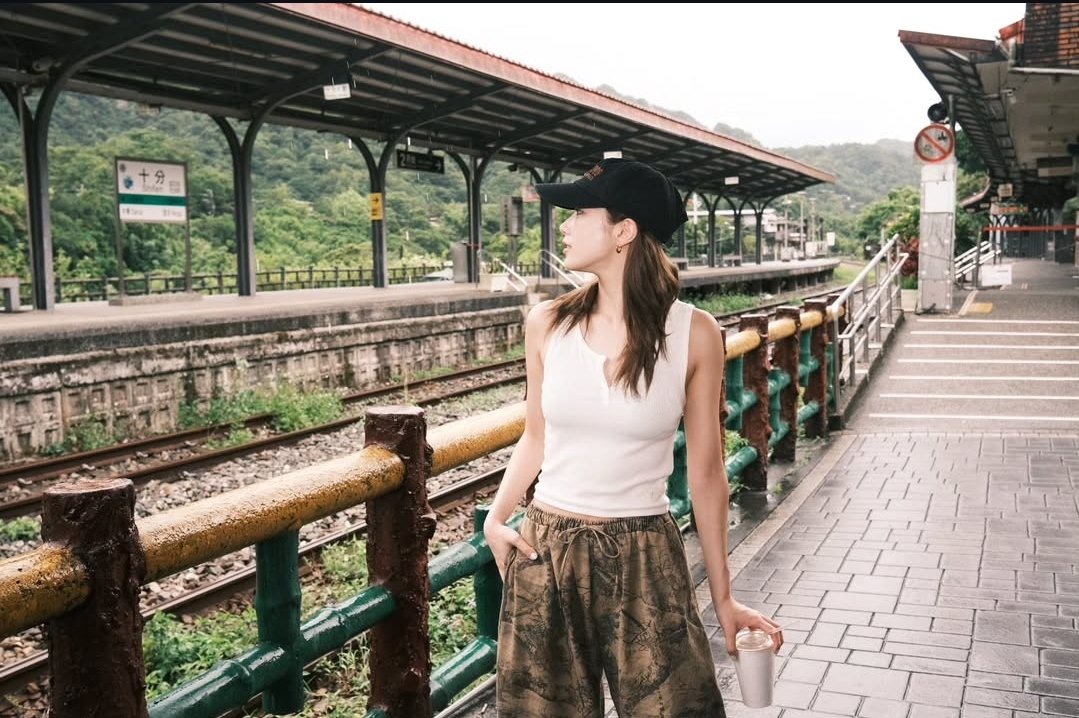 ijuxxn's tweet image. 즈하야 생일 축하해🍃
앞으로 더 행복한 매일이 되기를 바랄께 :D
#아무래도_여름엔_즈하자나
#ToBloomForeverWithZuha