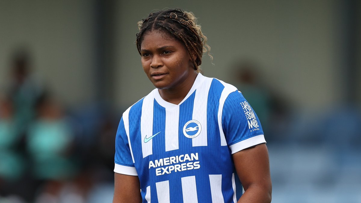 First outing in our new home kit! 💙🤍