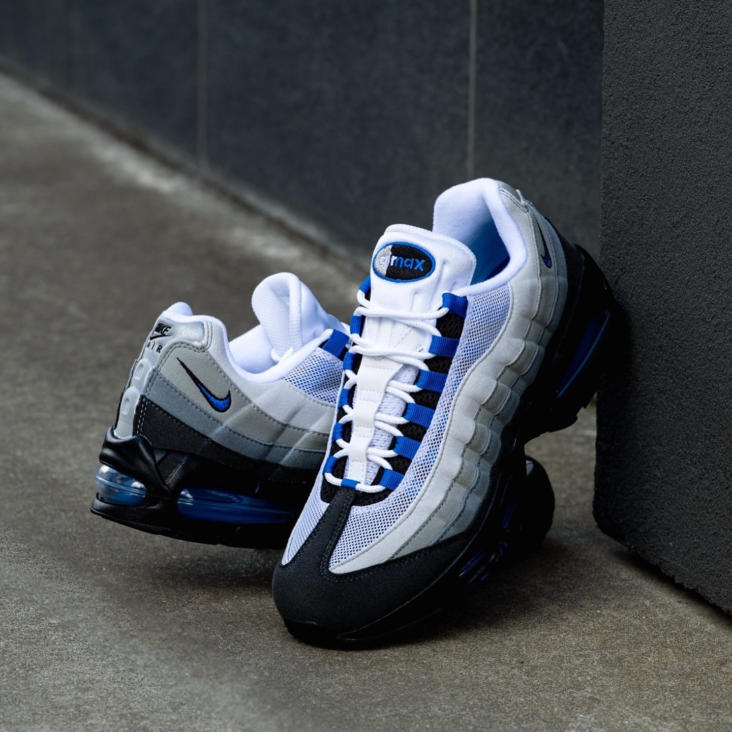 靴 Nike Air Max 95 OG White/Blue Spark Sneaker Politics