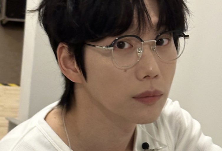 I wanna be 고양이 되고 싶은데