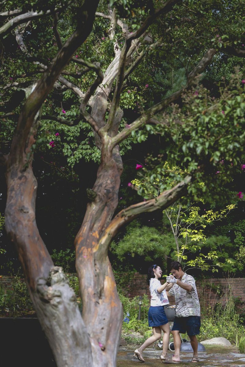 2025 оны 9 дүгээр сард Lee Byun Hun (Ин ха), Son Ye Jin гэх 2 алдарт жүжигчдийн хоршлыг  бидний мэдэх Park Chan-wook найруулагчийн найруулснаар үзэх нь дээ 🤩🤩🤩 

 #koreanmovie #nootherchoice <a href="/yejinhand/">SON YEJIN.</a> <a href="/leebyunghun094/">Lee Byung-hun 이병헌</a>