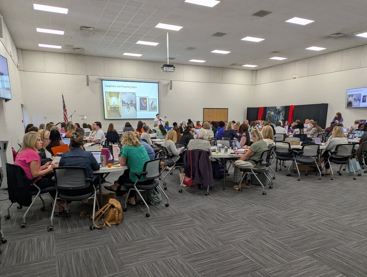 jhdoubleu's tweet image. Our @hcsstudentsvcs BOY meeting is underway!  Thanks to @hazelhealthinc &amp;amp;  #SchoolStatus for presenting today! The Force is with us! #StudentServices #LeadershipMatters #MentalHealth #BacktoSchool2025