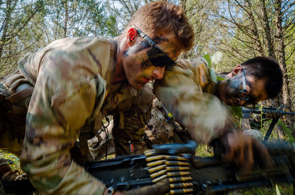 ArmyROTC's tweet image. Putting 9th Regiment #AdvancedCamp skills to the test at #CadetSummerTraining FTX Grizzly.
🔗 For more #CST2025 content click the link in our bio!
📸: Nathan Abbott, CST Public Affairs Office