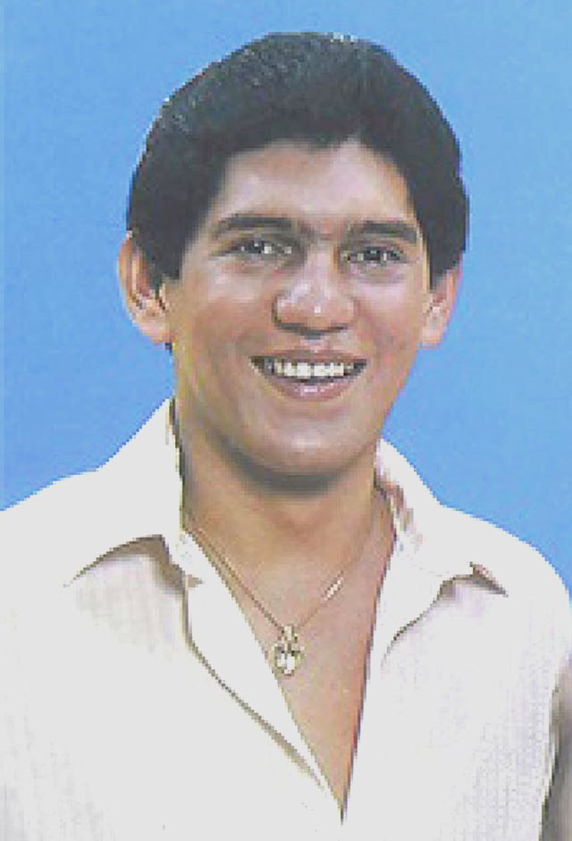 #noticiasvallenatas También, un día como hoy, pero de 1982, falleció, a los 22 años, en Valledupar, Héctor Zuleta Díaz, reconocido músico e integrante de la dinastía Zuleta🎶🎤📻