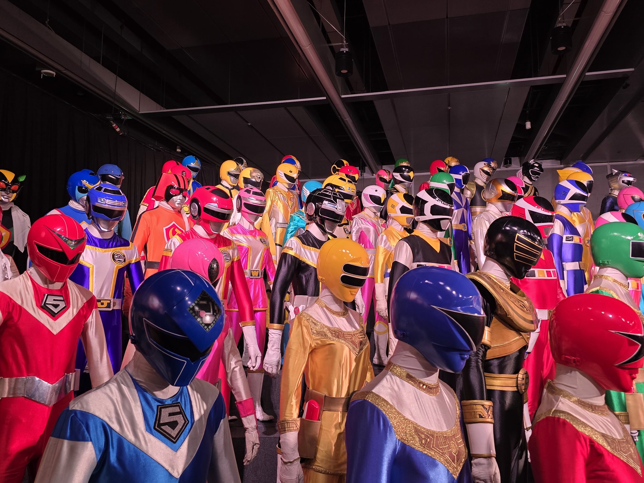 合皮名刺ケース　全スーパー戦隊展 池本かずや on X: 