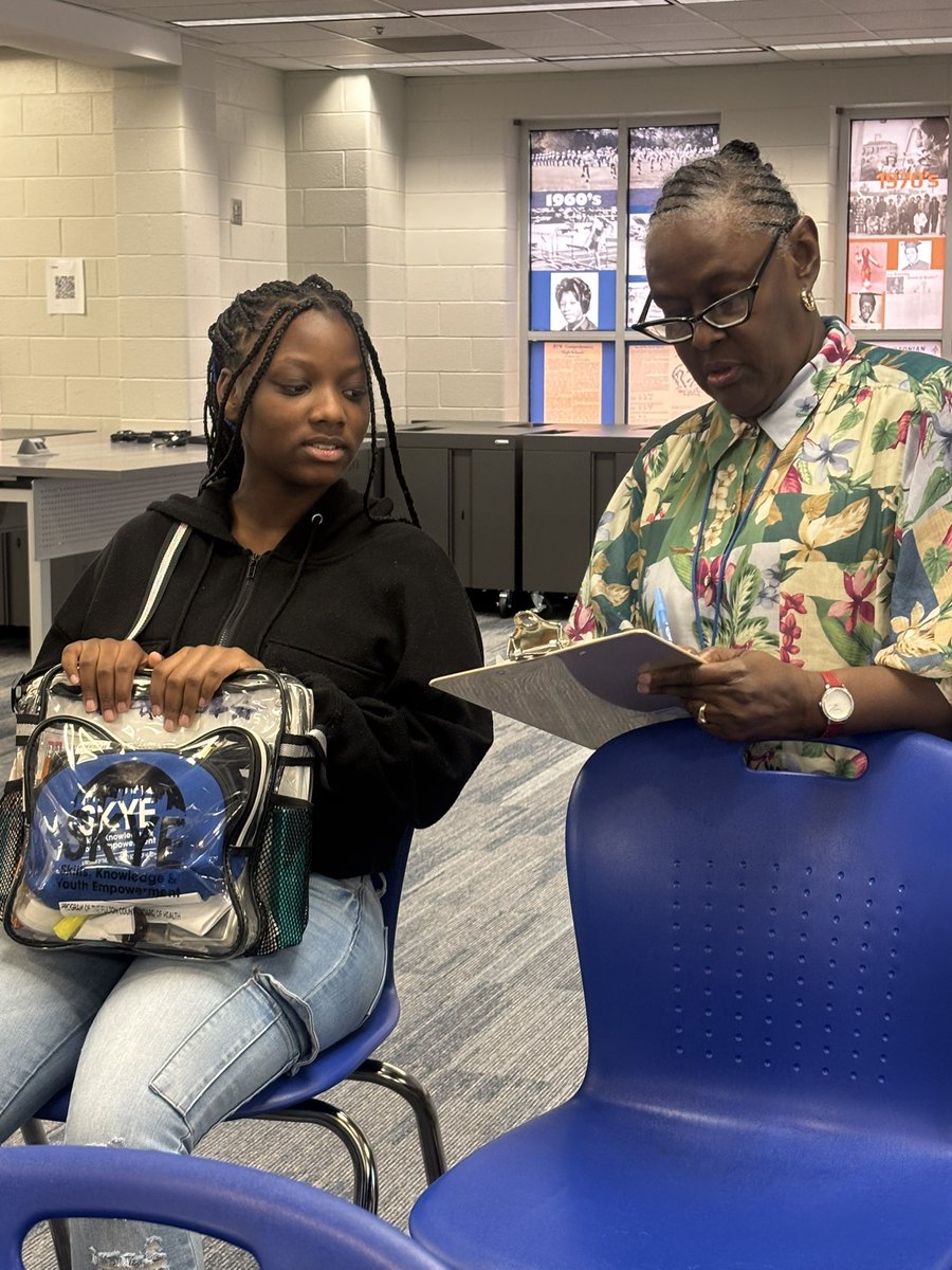 Booker T. Washington High School (@apswashington) on Twitter photo Big Thanks to the APS Tech Team for helping us get laptops to all our students at Booker T. Washington HS ! 💻🎉
138 Freshmen, 181 sophomores, 163 juniors, and 129 seniors- everyone’s plugged in and ready to go !
Go Us! Go Bulldogs!🐾💙#APSstrong #Techforall #BTWHIGH
<a href="/apsupdate/">ATL Public Schools</a> Big Thanks to the APS Tech Team for helping us get laptops to all our students at Booker T. Washington HS ! 💻🎉
138 Freshmen, 181 sophomores, 163 juniors, and 129 seniors- everyone’s plugged in and ready to go !
Go Us! Go Bulldogs!🐾💙#APSstrong #Techforall #BTWHIGH
<a href="/apsupdate/">ATL Public Schools</a>