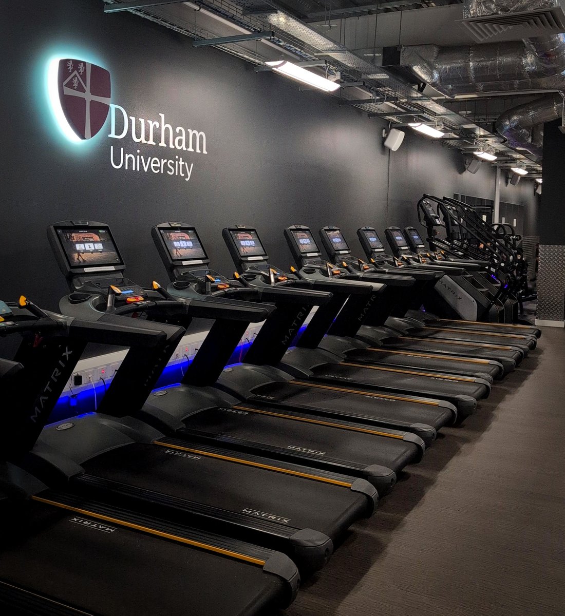 statex (@statexprint) on Twitter photo New graphics and signage installed at <a href="/durham_uni/">Durham University</a> Sports Centre #TeamDurham.
• CMYK matt wall vinyl backdrops
• Illuminated shield logo
• CAD cut vinyl text
Printed and fitted to enhance one of the UK’s leading university sports facilities.
#UniSportUK #DurhamUni #TeamGB New graphics and signage installed at <a href="/durham_uni/">Durham University</a> Sports Centre #TeamDurham.
• CMYK matt wall vinyl backdrops
• Illuminated shield logo
• CAD cut vinyl text
Printed and fitted to enhance one of the UK’s leading university sports facilities.
#UniSportUK #DurhamUni #TeamGB