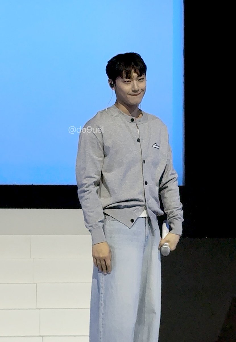 내가 너무 부러워하는 눈빛