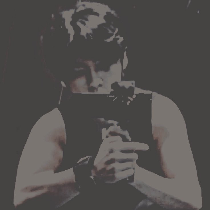 ㅤ

          ্dre︢ꨂk𐑍σᥕ𐑍⸗dia૱ૈrie 
e-sporu biraz bırakıp günlük v-loglar mı çeksem diye düşünmedim değil. sonuçta edindiğim kitle beni de merak ediyor olmalı. ancak çekeceğim videolara ne kadar istek ve alaka gelebilir ki? ໑͠ hɣρ͠𐑍σtíze︢dꨂ❫

ㅤ