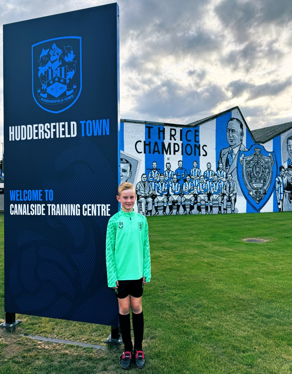 Alex Shaw (@al_shaw_shirts) on Twitter photo Squad number 104 reporting for <a href="/htafcacademy/">Huddersfield Town Academy</a> duty. Had to get the glorious <a href="/peterotooleart/">Peter O'Toole</a> Thrice Champions mural in shot π«‘
Go make some memories kiddo ππ€
<a href="/htafc/">Huddersfield Town</a> <a href="/CastoreEngland/">Castore Sportswear</a> #UTT #HTAFC Squad number 104 reporting for <a href="/htafcacademy/">Huddersfield Town Academy</a> duty. Had to get the glorious <a href="/peterotooleart/">Peter O'Toole</a> Thrice Champions mural in shot π«‘
Go make some memories kiddo ππ€
<a href="/htafc/">Huddersfield Town</a> <a href="/CastoreEngland/">Castore Sportswear</a> #UTT #HTAFC