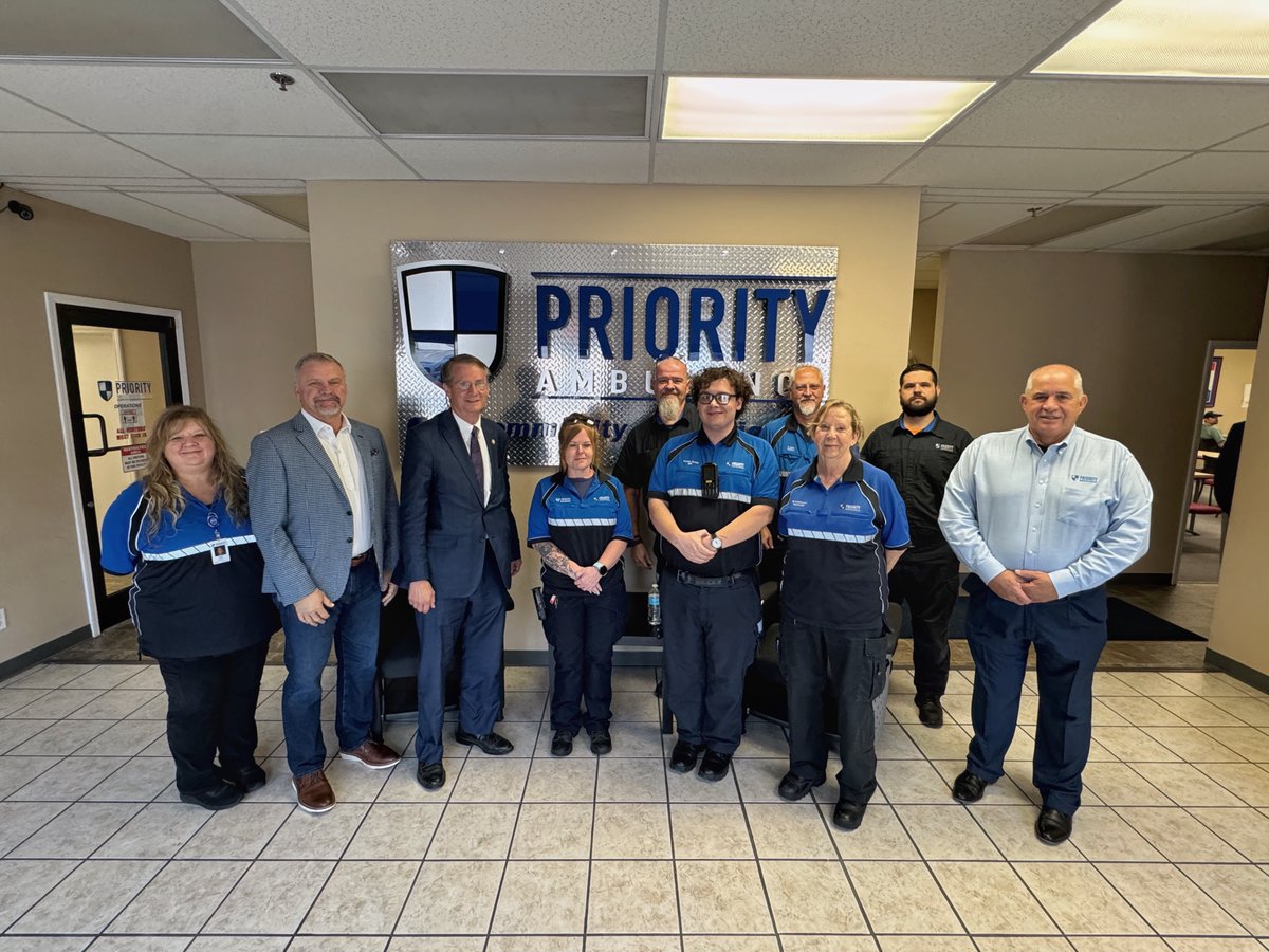 PriorityAmb's tweet image. Yesterday, we were proud to welcome U.S. Representative @timburchett  to our Priority Ambulance station on Callahan Drive in Knoxville, TN!

Thank you, Congressman Burchett, for your time, your service, and your commitment to ensuring EMS has a voice in Washington.
