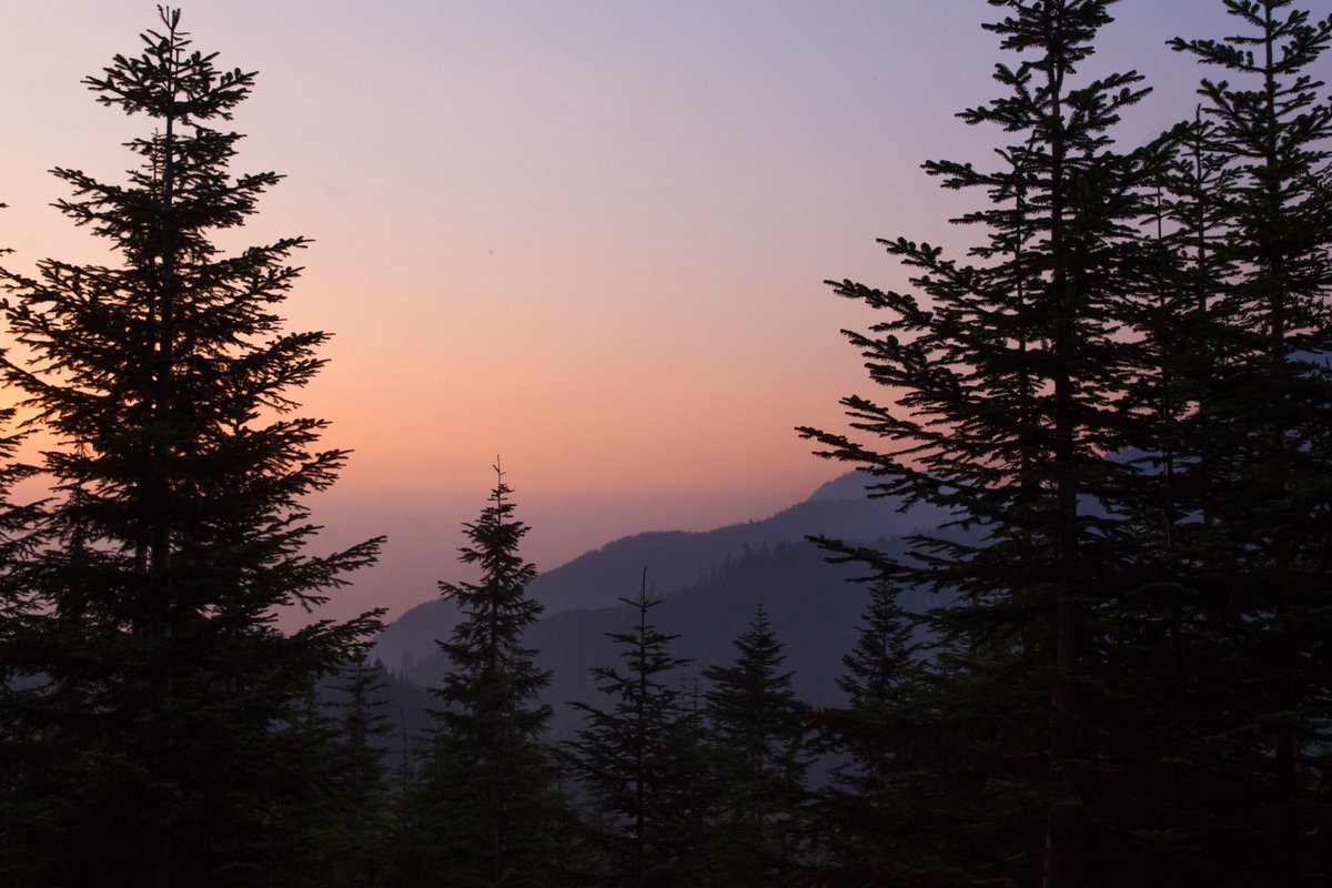 fading light over west vancouver