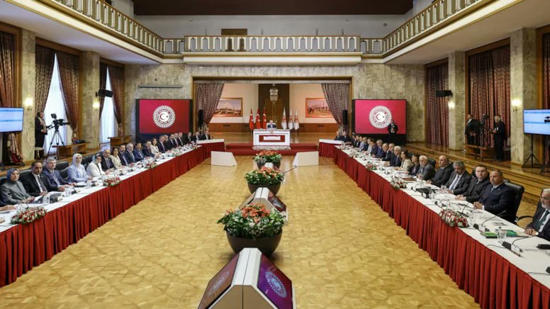 SÖZÜM ONA; 
#MilliDayanışmaKardeşlikveDemokrasiKomisyonu yaptığı ikinci toplantıda; 
1) Konuşmaların tam tutanak altına alınmasını ancak 10 yıl süreyle yayımlanmaması,  
2) Toplantıda konuşulan konuların sürecin hassasiyeti bakımından hiçbir şekilde dışarıda mevzubahis edilmemesi