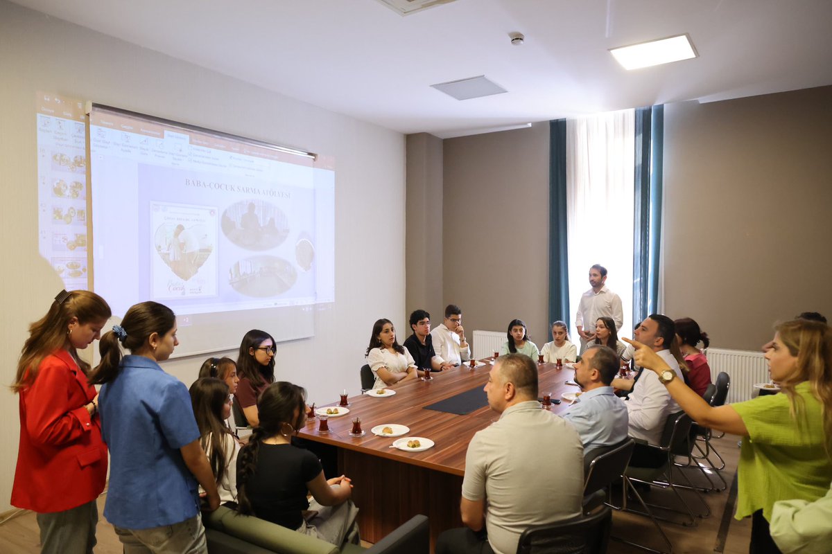 🎓 Hasan Kalyoncu Üniversitesi’nin Gaziantep Aile ve Sosyal Hizmetler İl Müdürlüğü’nde ESC Ziyareti

Hasan Kalyoncu Üniversitesi (HKÜ) Rektör Vekili Prof. Dr. Gül Rengin Küçükerdoğan, Gaziantep Aile ve Sosyal Hizmetler İl Müdürlüğü’nü ziyaret etti. Ziyaret kapsamında il