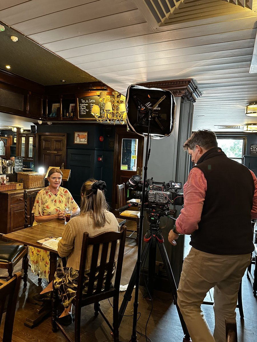 Yesterday our Chair <a href="/UKHospKate/">Kate Nicholls OBE</a> spoke to <a href="/BBCBreakfast/">BBC Breakfast</a> about the 25% drop in job vacancies in hospitality compared to last year.

There are 22,369 fewer jobs available in hospitality this summer.

Catch the segment on Monday 📺

#TaxedOut