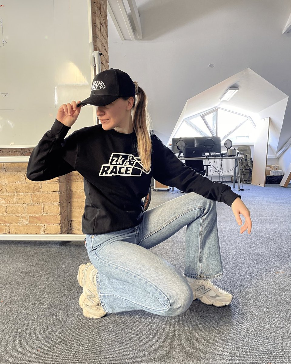 🚨 zkRace Merch Giveaway! 🚨

Want to represent #zkRace in real life? 🧢
We’re giving away 20 exclusive merch bundles — jumper, T-shirt &amp; cap included!

To WIN:
✅ Follow <a href="/zk_Race/">zkRace</a>
✅ Like &amp; RT this post
✅ Comment your size in comments👇

Saddle up &amp; don’t miss your chance! 🏇