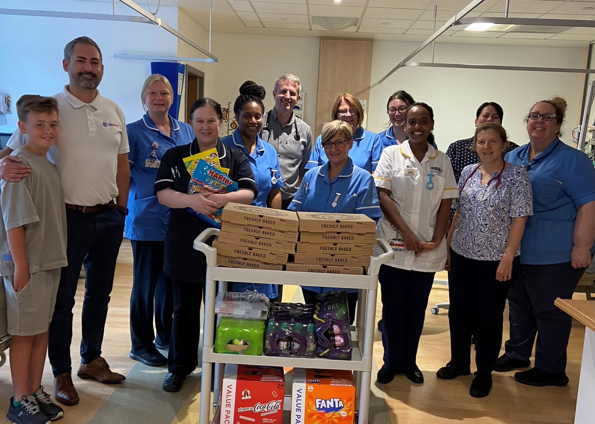A North West business have helped us to host our first-ever ‘Saturday Night Supper’ to feed and support parents, carers and families whose children are staying in hospital.

Chris Mealing, from Pay Smart Carpets, visited the children’s ward armed with food worth more than £120.