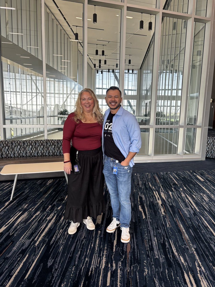 What does #ExcellenceinAction look kike? Easy! It means being an expert in K-2 early literacy, in MS giftedness, &amp; in HS college readiness. <a href="/HNasky/">Holley Ann Nasky</a> can literally do it all. Thank you for your unwavering commitment to student success. You’ve been the best mentor. <a href="/IrvingISD/">Irving ISD</a> #L2I