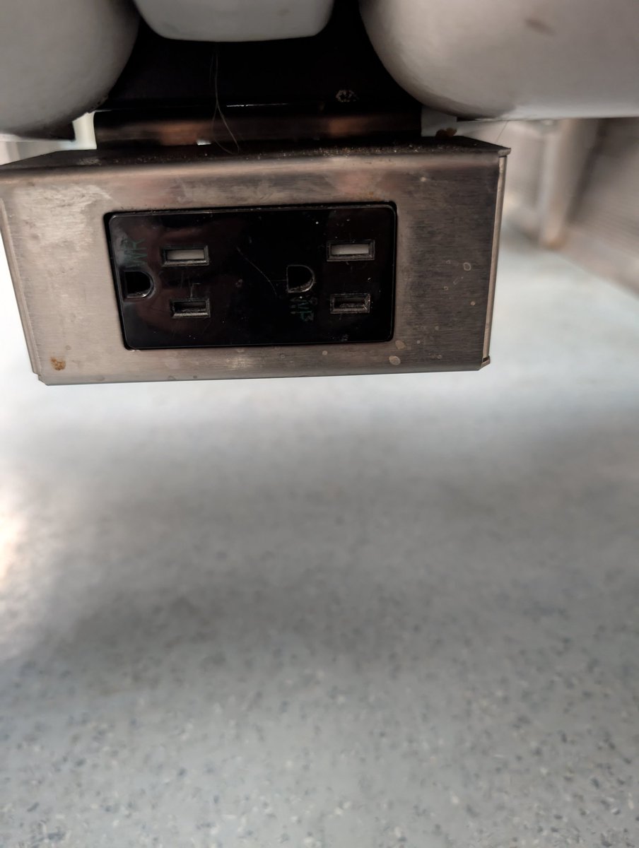 DSethK93's tweet photo. @MDOTMTAHolly This was in the top level of car 8016. I checked six outlets (three boxes). None allowed me to use a plug in the way I would consider normal. Most yielded to this technique, but one remained impervious. https://t.co/VkACIkBHTK