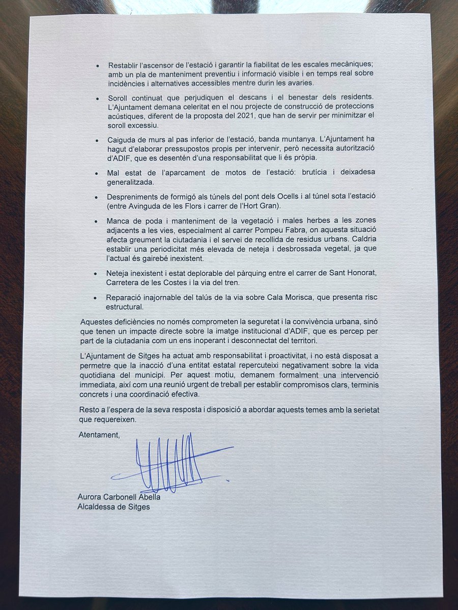 📩 Des de l’Ajuntament de Sitges hem adreçat una carta a ADIF per traslladar la preocupació davant la manca de manteniment de les seves infraestructures al municipi. Aquesta situació afecta la qualitat de vida i requereix una actuació immediata i coordinada. #Sitges