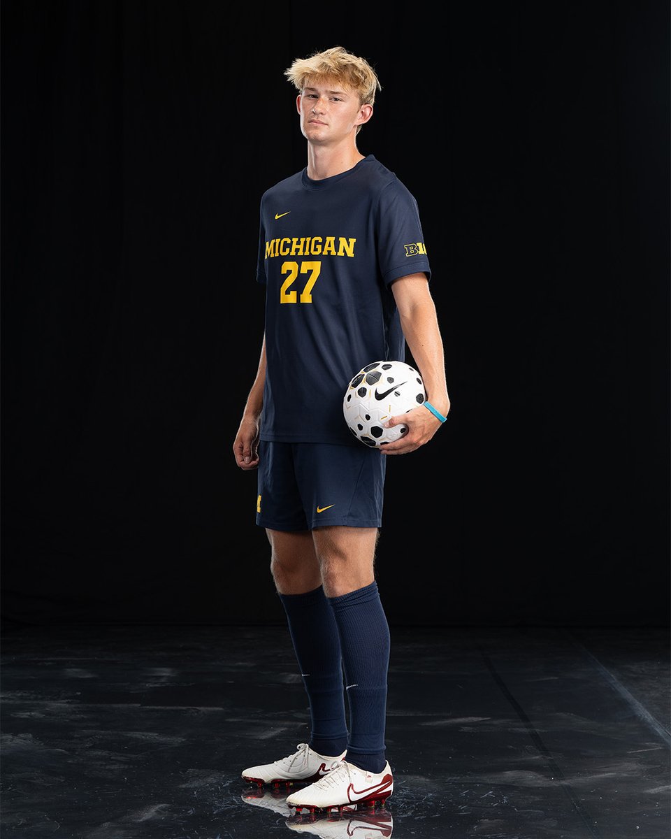 Join us in wishing Dylan Davis a happy (belated) birthday! #GoBlue