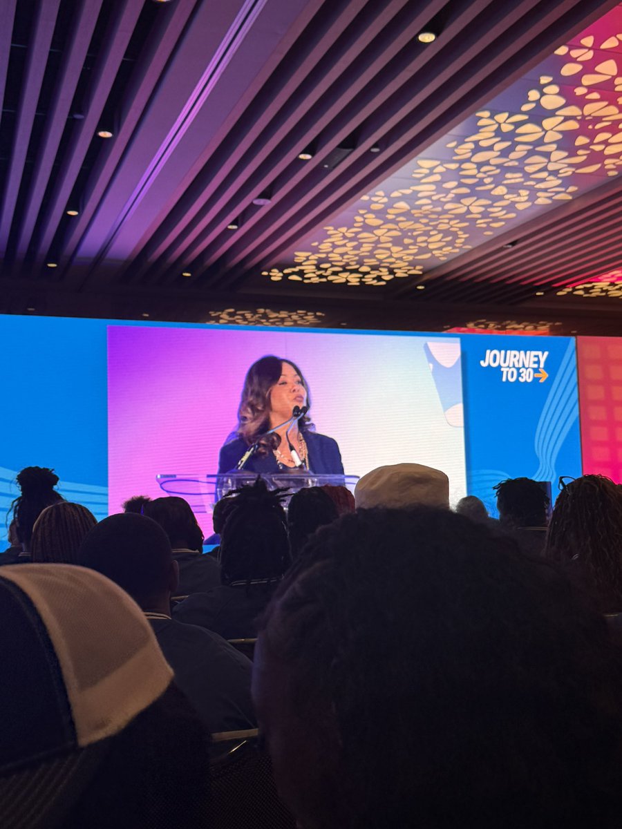 CEO Patricia Brantley……
Taking us to Church 💯💯💯 <a href="/FriendshipPCS/">Friendship PCS</a> 
#MidnightHour #FPCSBP #OneFriendship
#FriendshipsJourneyto30 #Journeyto30