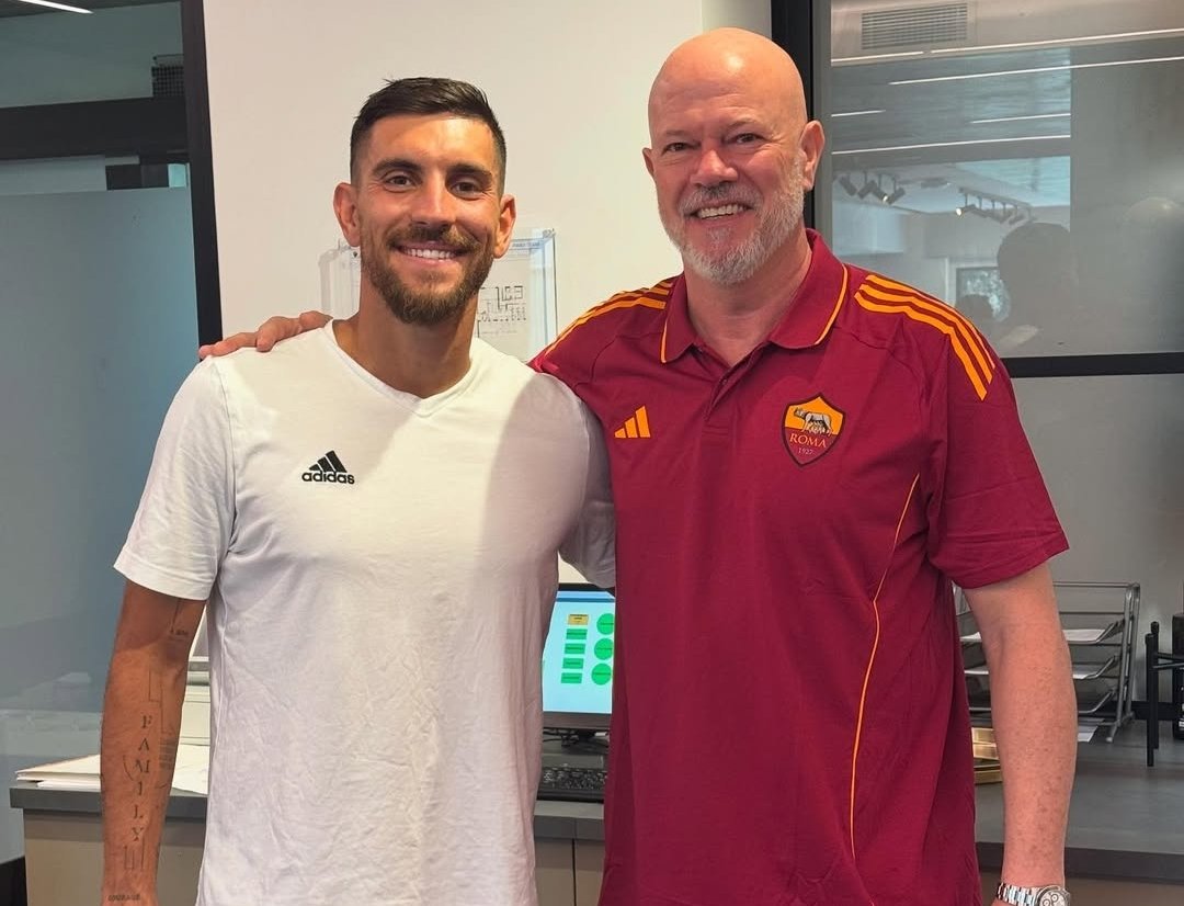 LAROMA24's tweet image. 🟡🔴 #Zago con #Pellegrini a #Trigoria: "Grazie capitano, forza #ASRoma sempre"🇧🇷

➡️ tinyurl.com/2jwm8jd6