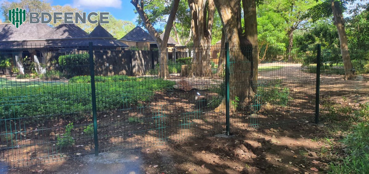 bd_fence's tweet image. 🔒 Want a fence that’s STRONG + STYLISH?

Our 3D Fence gives you:
✔ Modern look
✔ Tough security
✔ Low upkeep
Perfect for homes &amp;amp; businesses!
📩 DM for details. #3DFence #HomeUpgrade #SecureSpace