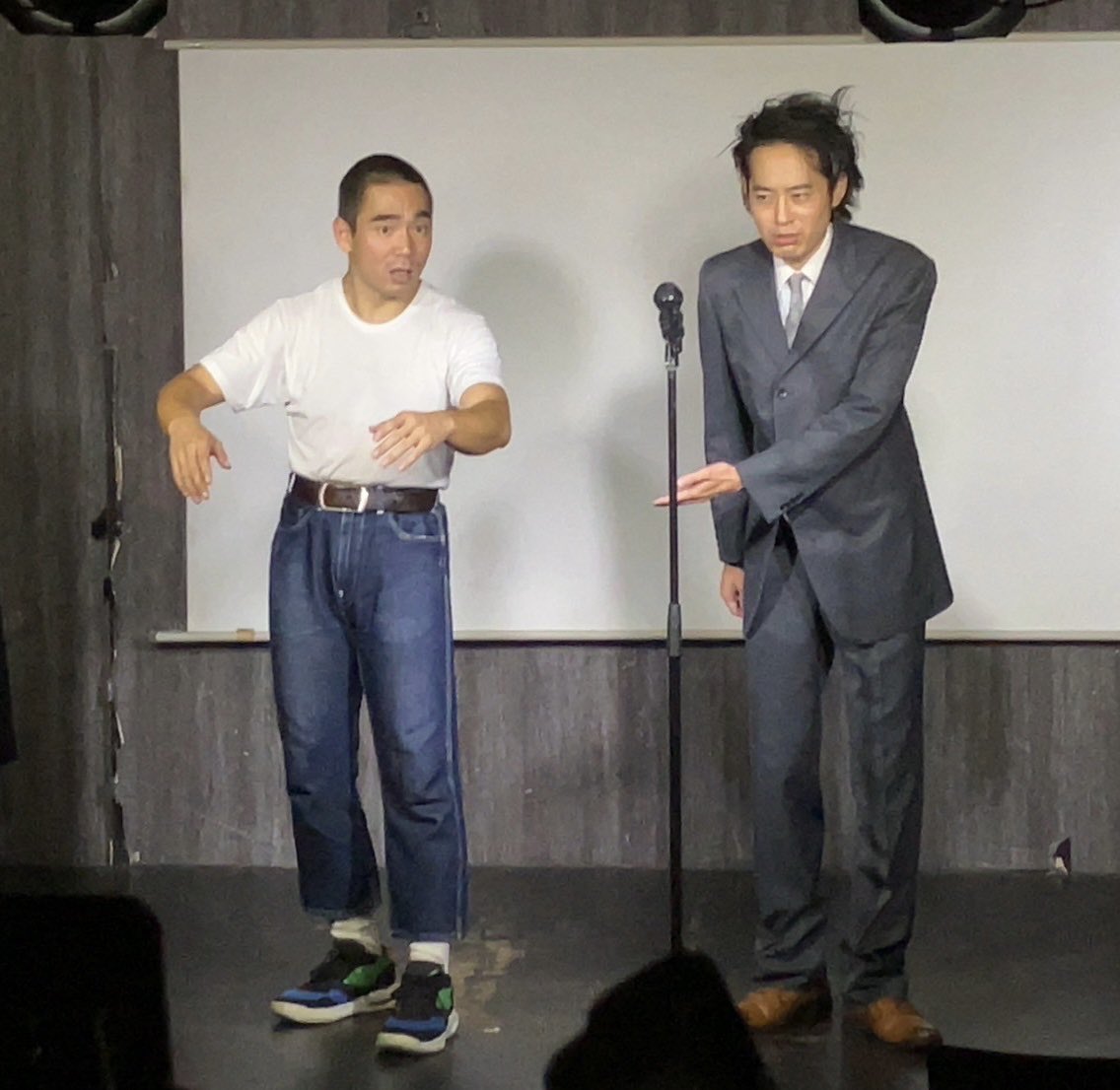 walive_battle's tweet image. 【8/8 ワライブvol.223 結果発表】
1位🥇オカネモ
2位🥈新宿リリー
3位🥉コップ
おめでとうございます🎉
次回のワライブは、8/15(金)中野シアターかざあな になります。
ぜひお越しください!✨
#ワライブ #ワライブ結果