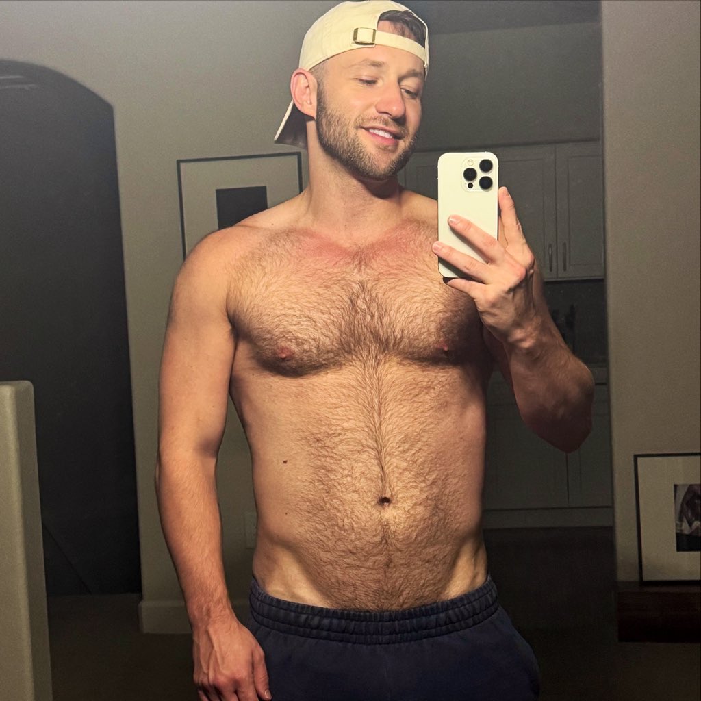 Miles Fallon tweet media