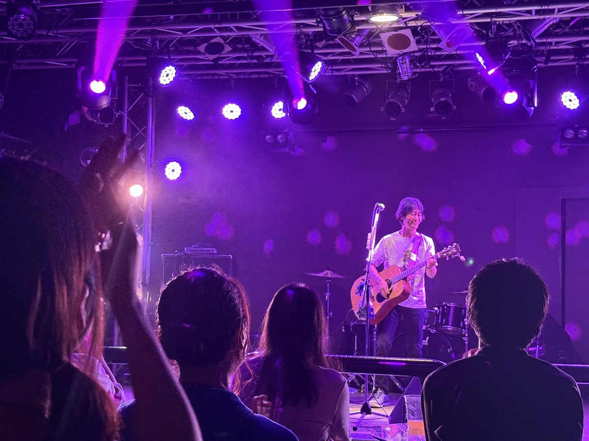 大好きな音楽仲間  りおちゃんから始まり、尊敬する田宮さんで終わる夜🌙
知ってる演者さんも多くて、始まる前からずっと楽しみだったんだけど、初めましての演者さんも含めて書ききれないほどに全員が素敵だった。
沙葉ちゃん、素敵な夜をありがとう🍉💚