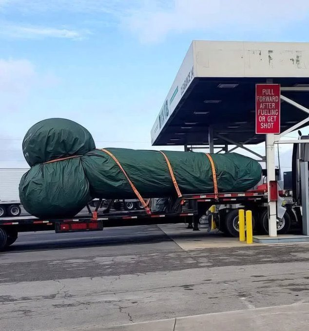 Next-gen Blue Origin rocket spotted in Florida. 

According to some insider sources, BO plans to reach Uranus using this next-gen rocket.