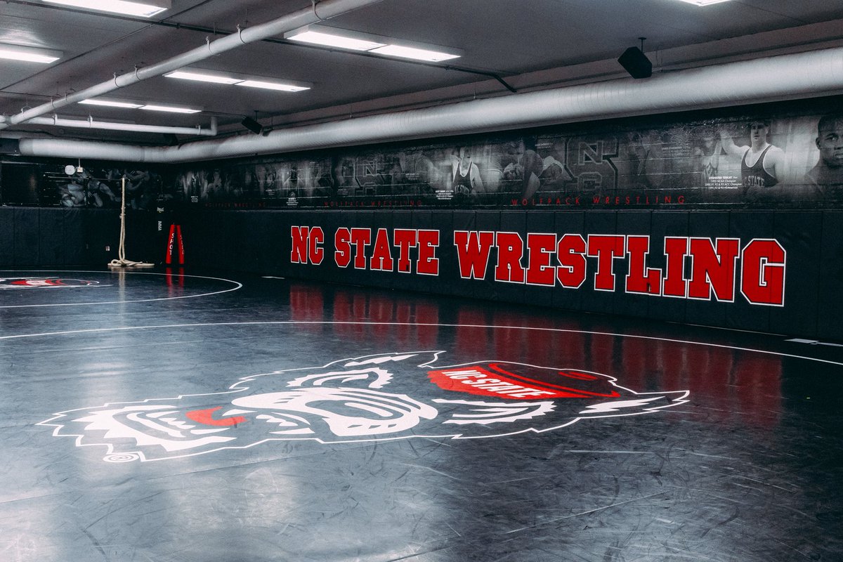 resilite's tweet image. "Resilite is better." – @rhino184

The mats don’t lie. The Pack rises here.

📍 NC State Wrestling Room
What would you rate this room on a scale from 1–10?
Drop your score below ⬇️

#Resilite #PackWrestling