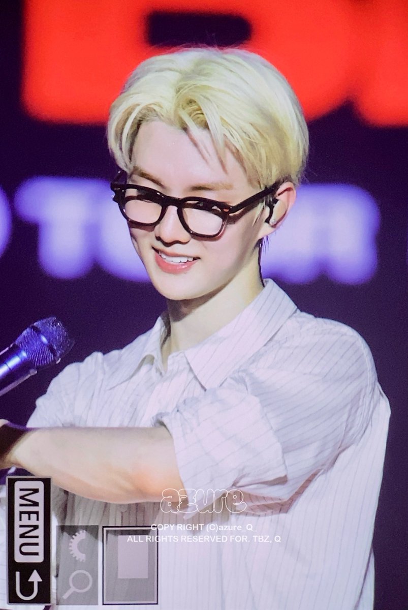 250809 🤓🤓
#지창민 #큐 #더보이즈 #THEBOYZ