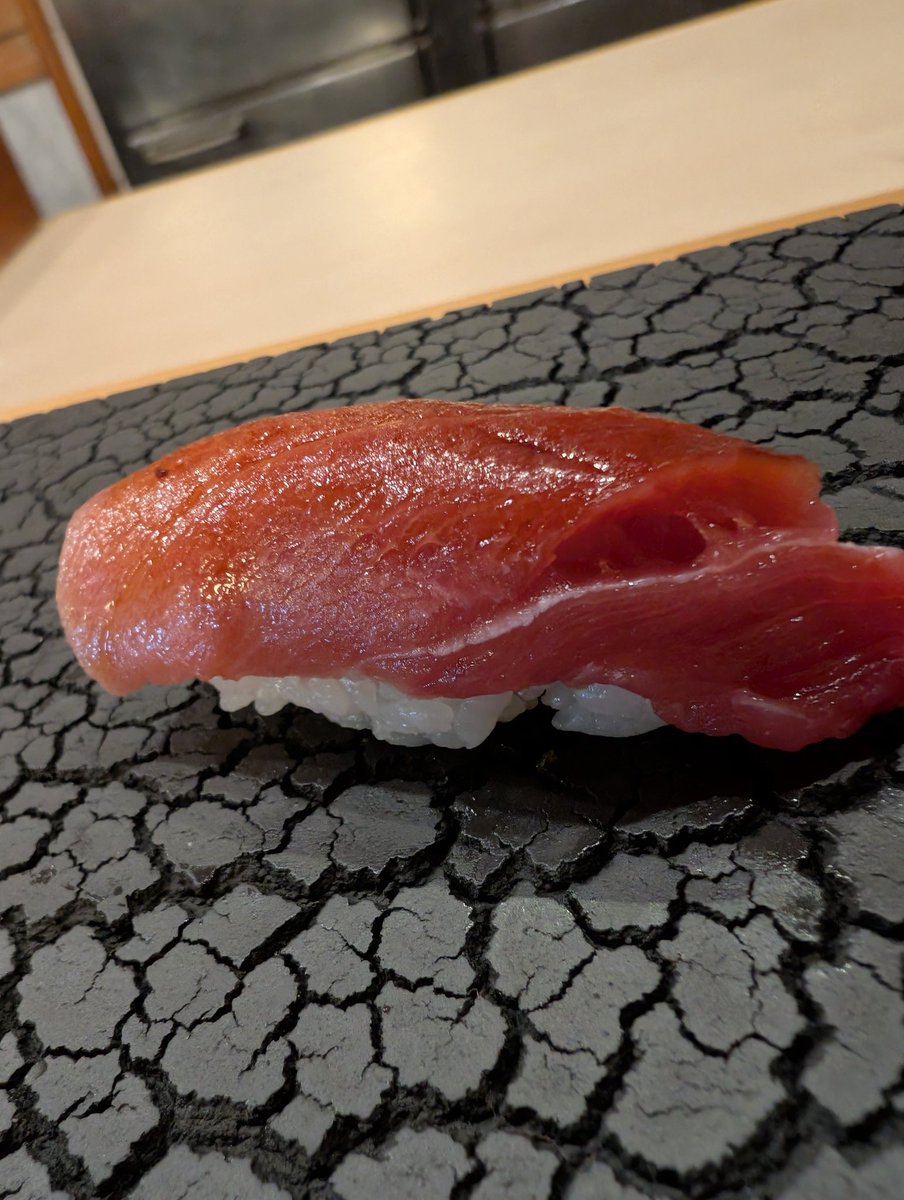 寿司TEE作りたいなぁぁぁ
やってはいけないけど、やってしまいそうな寿司屋エピソードってあります？

#sushi #寿司