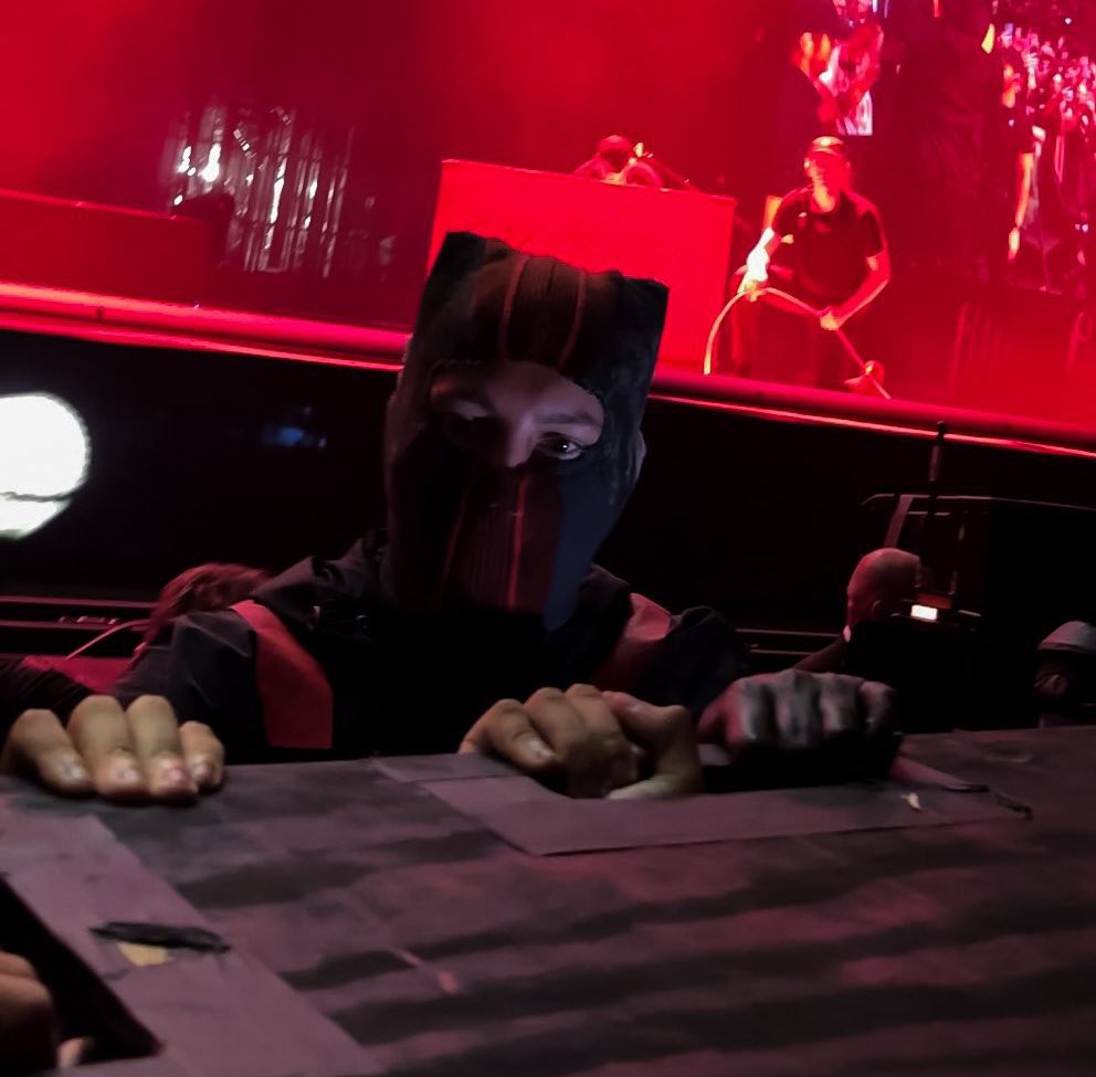 emotionalpilot's tweet photo. no way congrats @tylerrjoseph https://t.co/rClKsH6A5H