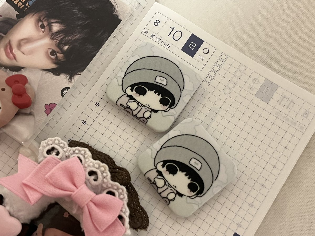 #RT

태산이 생일을 기념하여 핀버튼을 나눔합니다🪽
rt추첨 5분께 보내드려요＞ ̫＜