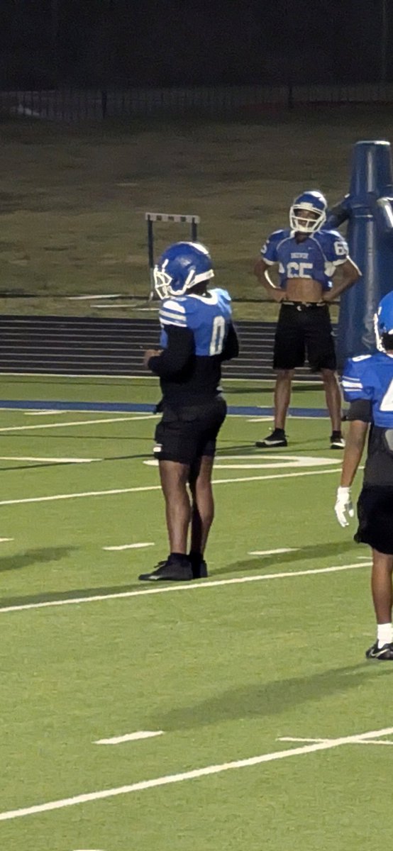 KingHurst1712's tweet image. Week 1 🏈🐻💪🏽 #itsgotime #STRAIN #GRIT

@BrewerHSFB @MarteJr @TheBHanspardII
@mcbseth51 @CoachMendoza12

@feedthesharks40 @Coach_AcWhaley @coachzwill @adamgorney @SWiltfong_ @RivalsFriedman @samspiegs @Marchen44 @GPowersScout @dctf @TomLoy247 @LemmingReport @TomLuginbill…