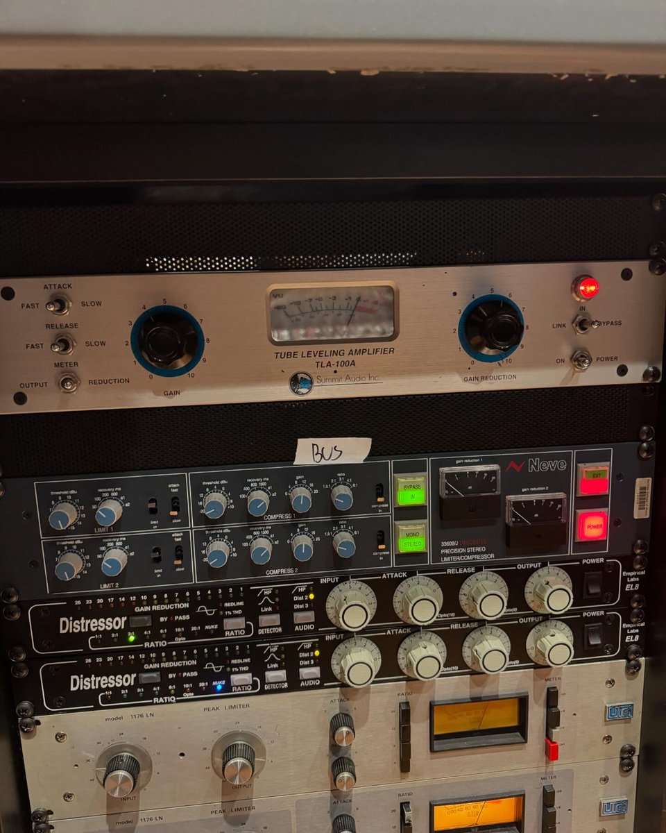 You've been magically gifted two Distressors. What tracks are getting sent through them first?

📷 Ignatius Nathan (<a href="/ignatiusnathanl/">Ignatius Nathan L</a>)