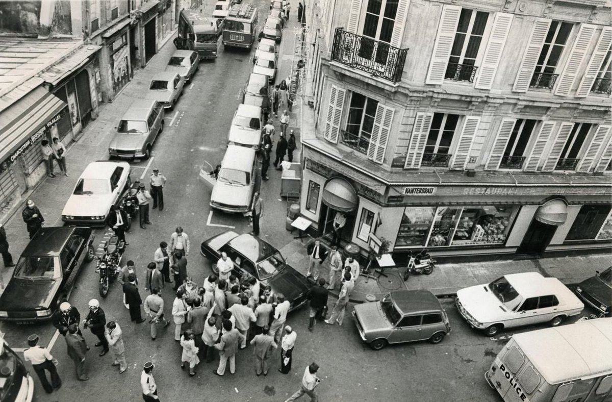 auroreberge's tweet photo. Il y a 43 ans, l’horreur frappait la rue des Rosiers. Ciblés parce que juifs, assassinés au cœur de Paris.

À leur mémoire, nous devons l’exigence.

Celle de la vérité. Celle de la justice. Celle du combat contre l’antisémitisme, sans relâche, sans concession. https://t.co/amw3JP6HGT