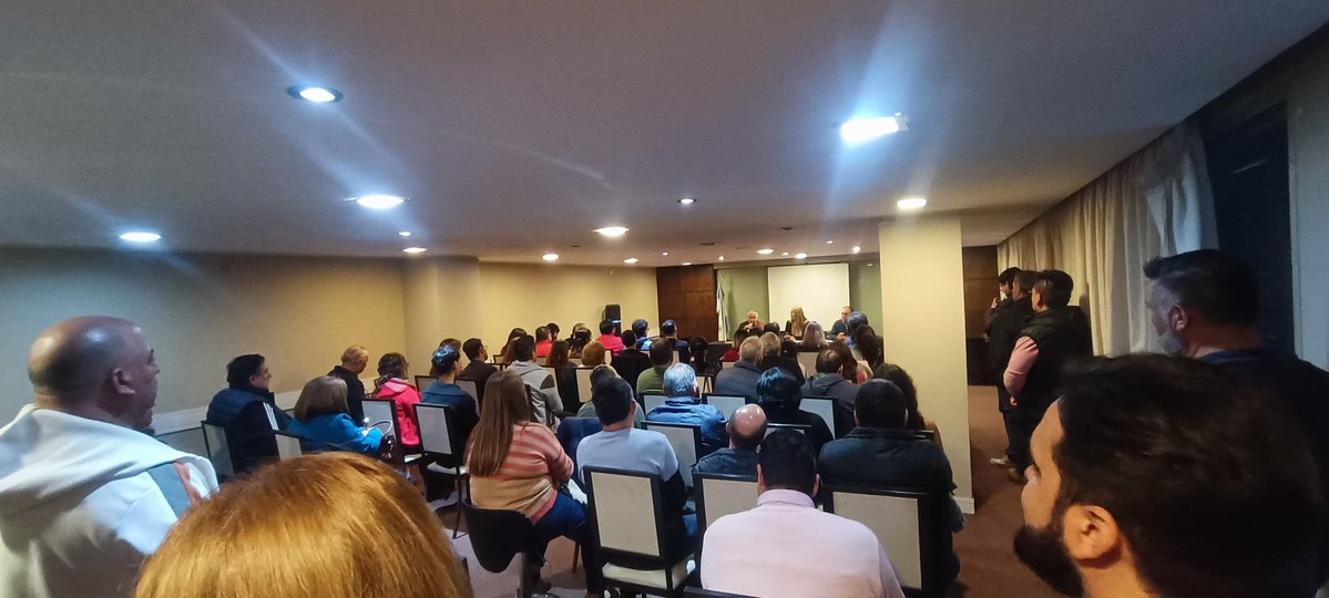 Rubén Galleguillo (@r_galleguillo) on Twitter photo Desde #LaRioja nos sumamos a la construcción nacional del espacio #ProvinciasUnidas que representa una alternativa republicana, federal y social p el desarrollo integral y equilibrado del país.
🇦🇷❤️🇦🇷
<a href="/JSchiaretti/">Juan Schiaretti</a>
<a href="/maxipullaro/">Maximiliano Pullaro</a>
<a href="/NachoTorresCH/">Nacho Torres</a>
<a href="/carlossadirjuy/">Carlos Sadir</a>
<a href="/ClaudioVidalSer/">ClaudioVidal</a> Desde #LaRioja nos sumamos a la construcción nacional del espacio #ProvinciasUnidas que representa una alternativa republicana, federal y social p el desarrollo integral y equilibrado del país.
🇦🇷❤️🇦🇷
<a href="/JSchiaretti/">Juan Schiaretti</a>
<a href="/maxipullaro/">Maximiliano Pullaro</a>
<a href="/NachoTorresCH/">Nacho Torres</a>
<a href="/carlossadirjuy/">Carlos Sadir</a>
<a href="/ClaudioVidalSer/">ClaudioVidal</a>