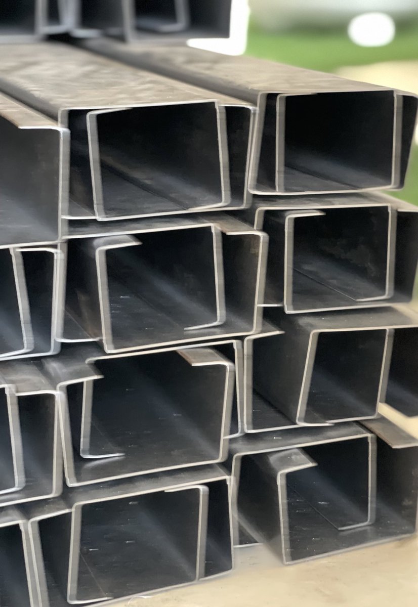 🙏🏽We manufactured 10 tons of quality IBR and Lip-Channel today.

Ready to Ship it to Botswana 🇧🇼.