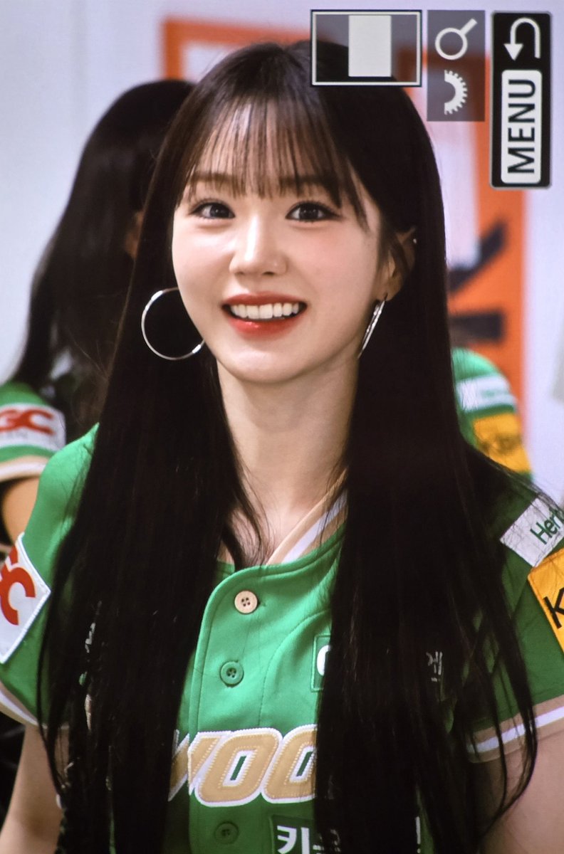 250808 Wooah Wooyeon Nana
#Wooah #Nana #WOOYEON