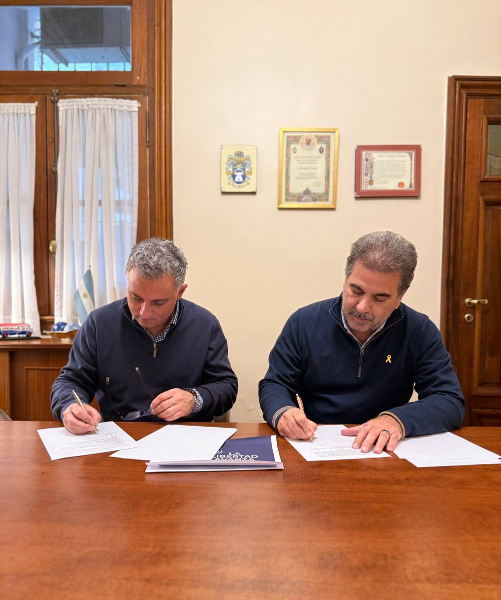 Felicitaciones, parece que compró otra casa!