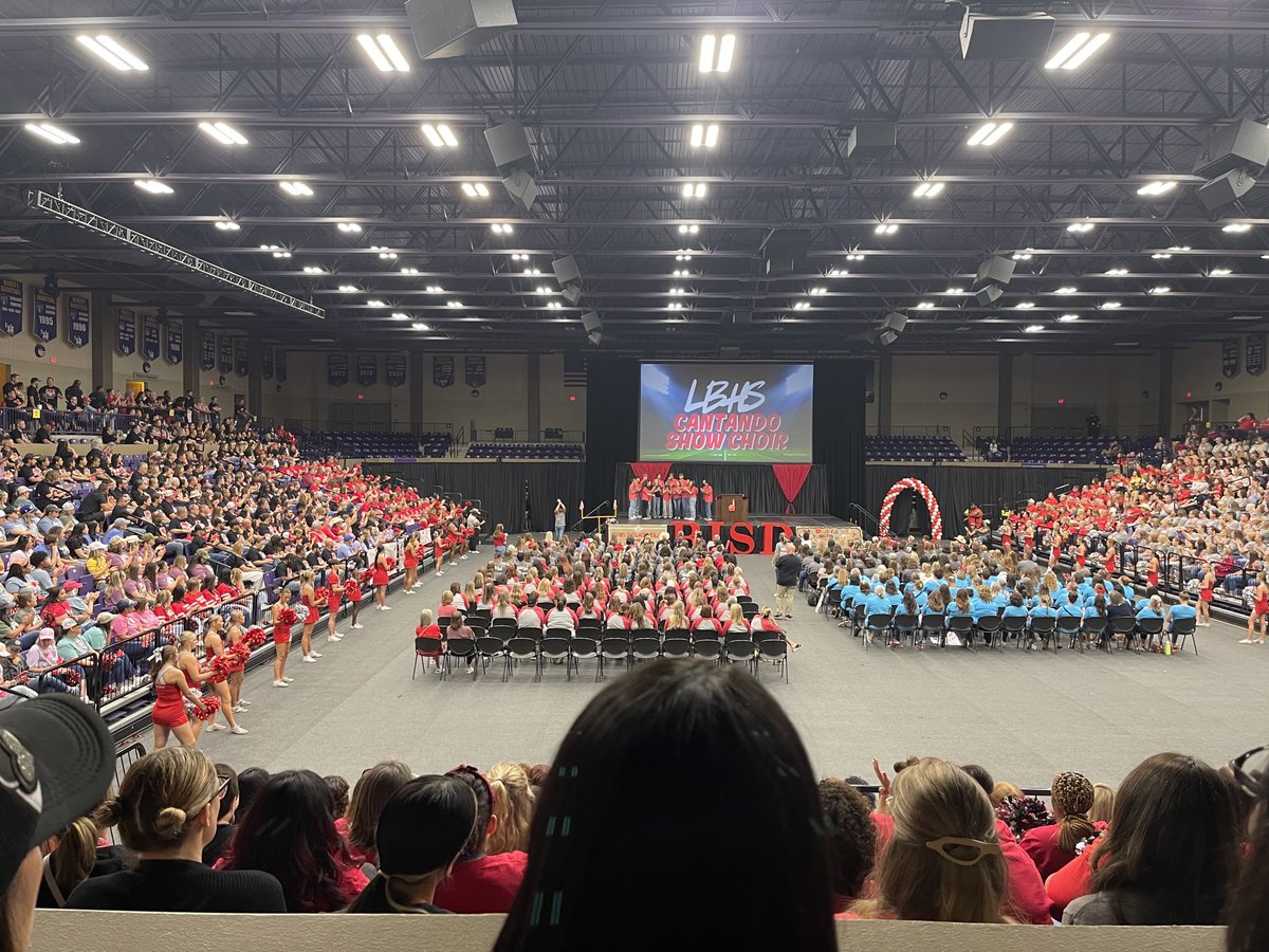Game On! Belton ISD staff came together to launch the the year. The excitement is contagious. Bring on the students. We’re ready!! ⁦<a href="/BeltonISD/">BeltonISD</a>⁩ #inspiringdreams #empoweringfutures