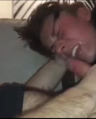 Otra puta haciendo una mamada profunda por ayuda económica de Matamoros, subo el vídeo ? Aporten o manden DM si se quieren contactar conmigo solo mujeres de Tamaulipas