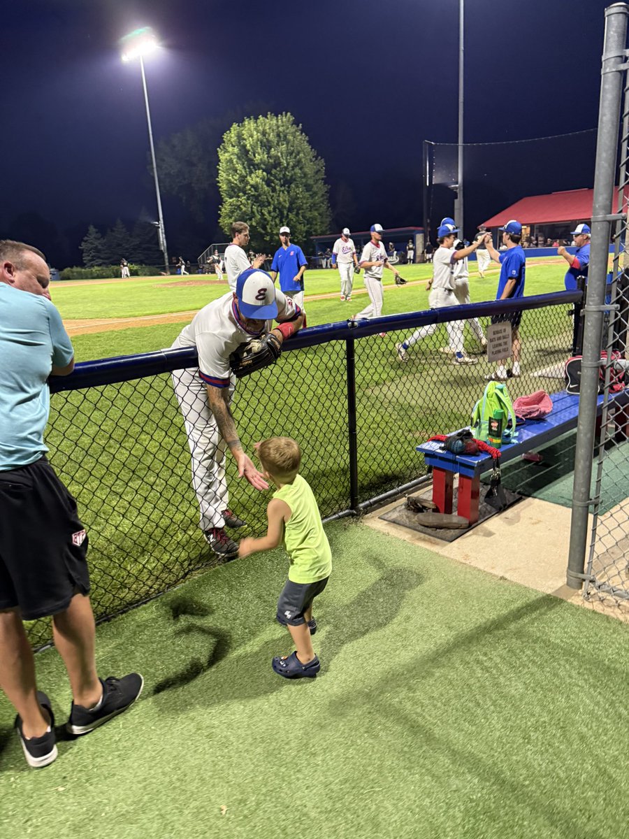 chasehentges's tweet image. The Elko boys of Summer are back in State‼️ #RollExpress 🚂🚂🚂 @ElkoExpress